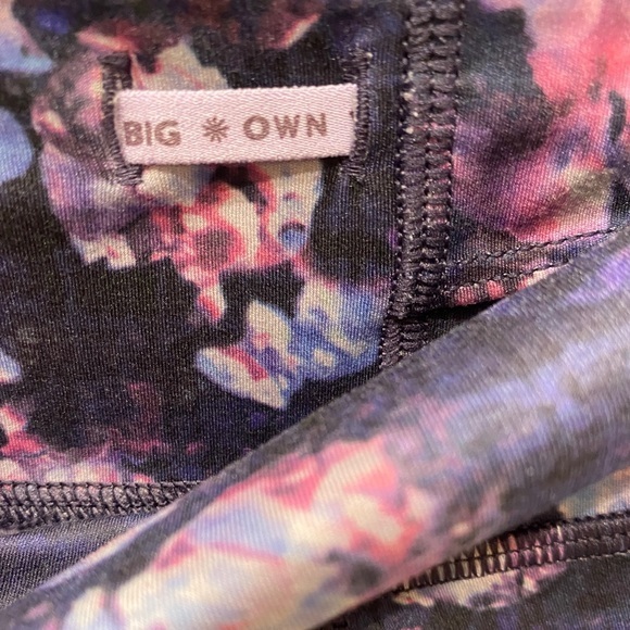 Athleta Girl High Rise Printed Chit Chat Leggings Purple Floral Gym Size Large - Picture 7 of 7